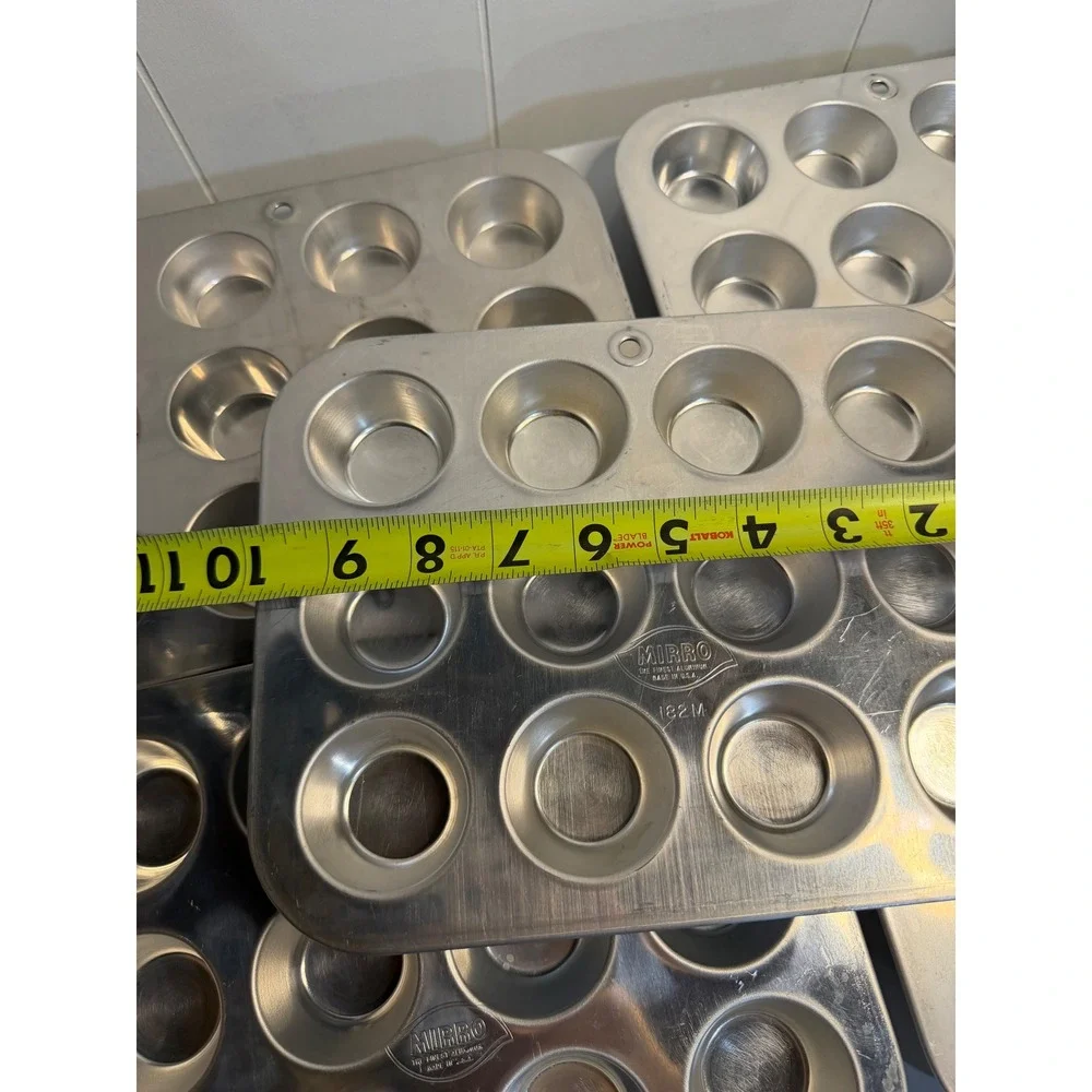 VTG Mirro Muffin Tin Silver Aluminum Baking Pan Set of 5 Retro Kitchenware 182M